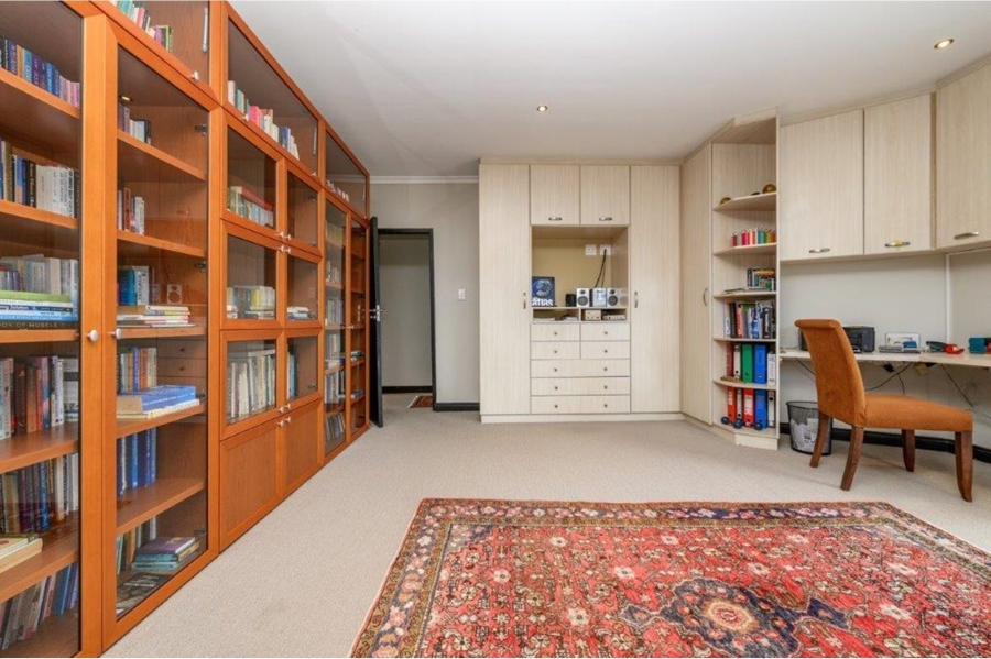 4 Bedroom Property for Sale in Lovemore Park Eastern Cape